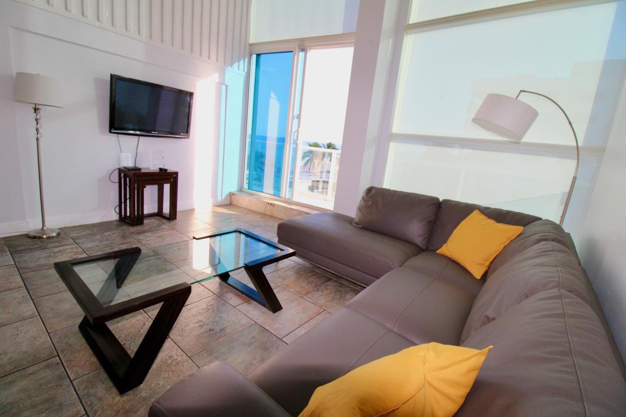 Castle M16 Oceanview Loft With Beach Access, Pool, Tennis And Free Parking! Miami Beach Exterior photo