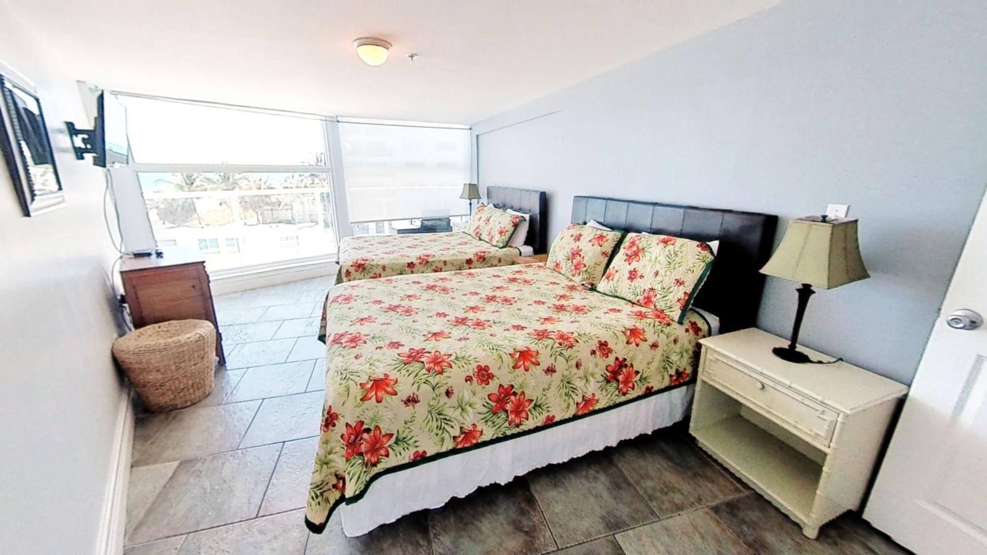Castle M16 Oceanview Loft With Beach Access, Pool, Tennis And Free Parking! Miami Beach Room photo